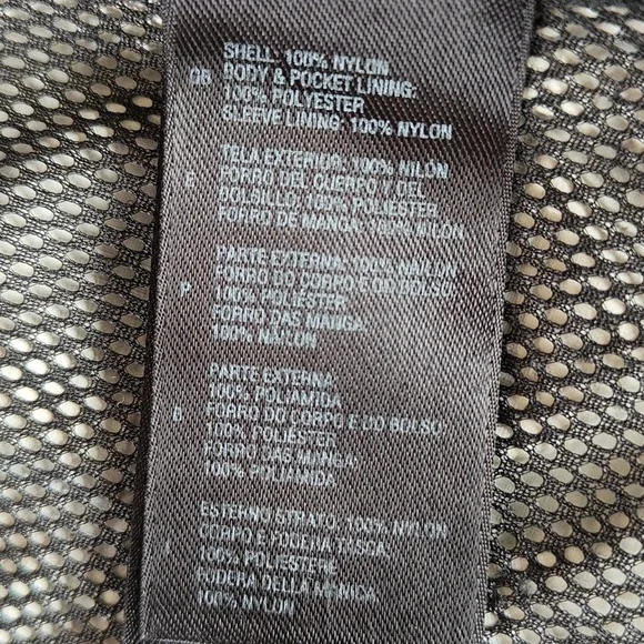 EUC TNF Rain Jacket - Picture 5 of 11